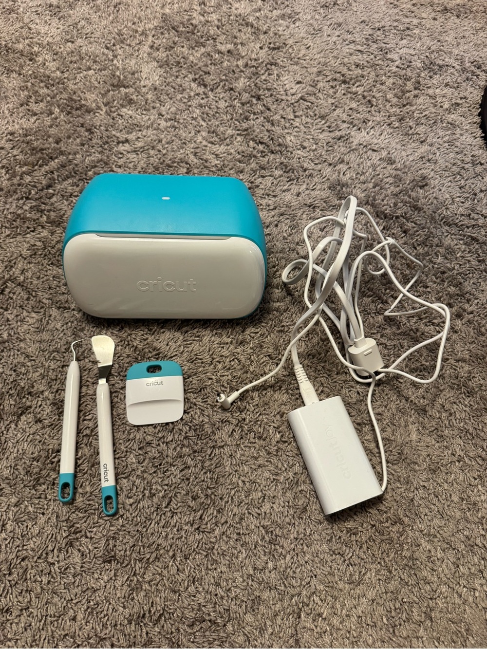 Cricut Joy Teal Smart Cutting Machine + Tools & Power Cord